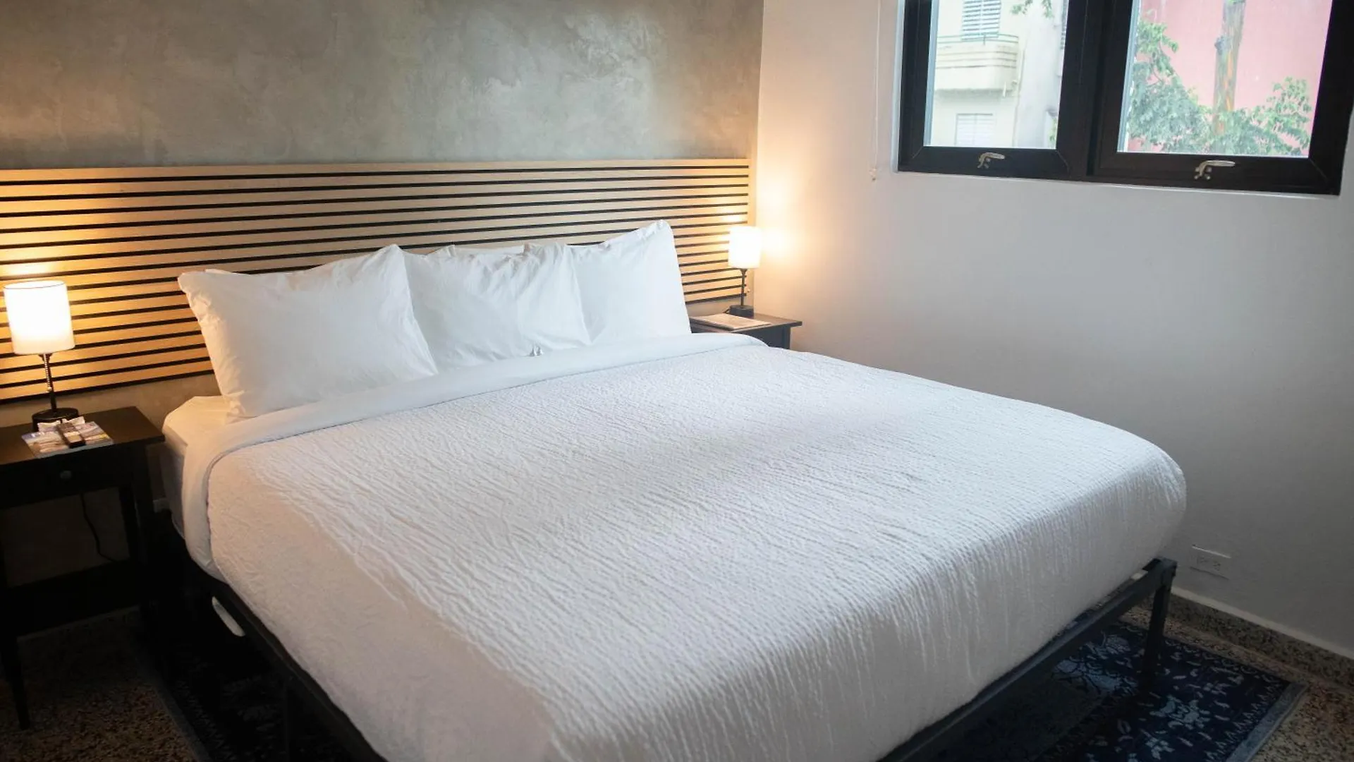 ***  The Looking Glass Hotel San Juan Porto Rico